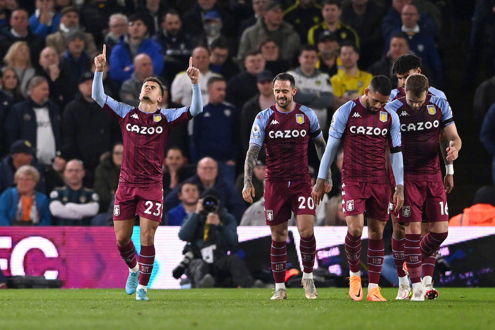 双方互有攻 双方互有攻